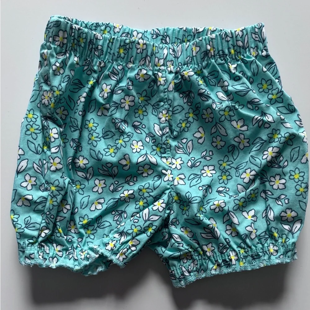 SHORTS BABY GAP..
